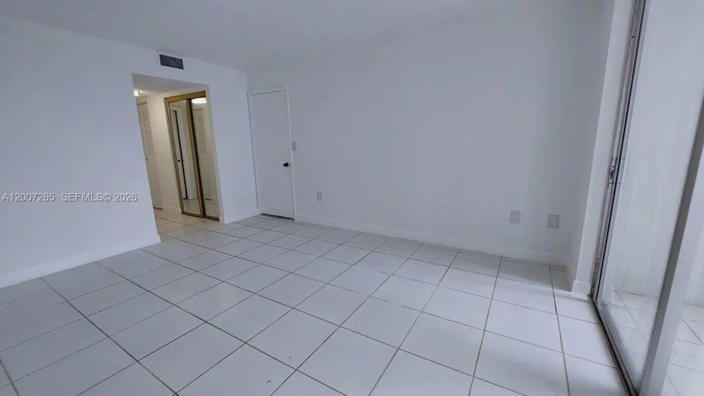 2750 NE 183rd St #1405 Aventura, FL 33160