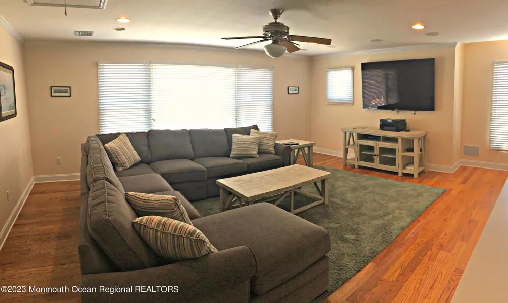 12 23rd Avenue Seaside Park, NJ 08752