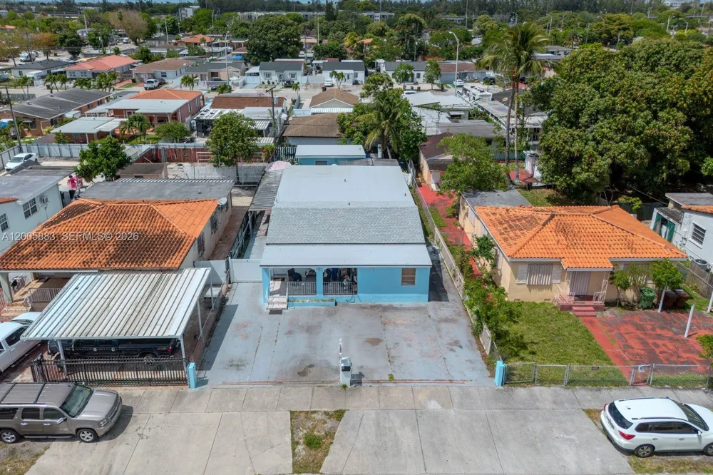 141 E 16th St Hialeah, FL 33010