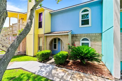 6702 Everhart #G105
