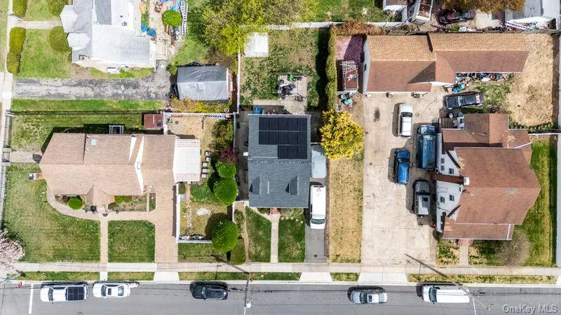 283 Hawthorne Avenue Uniondale, NY 11553