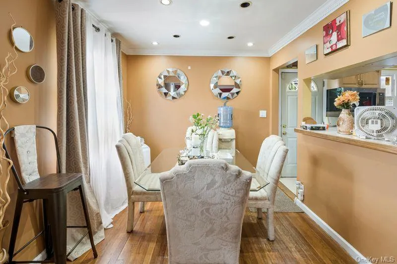 283 Hawthorne Avenue Uniondale, NY 11553
