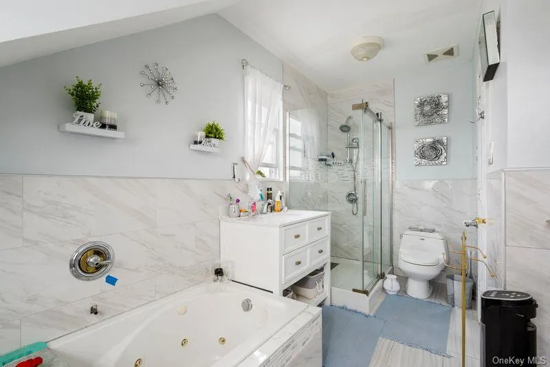 283 Hawthorne Avenue Uniondale, NY 11553