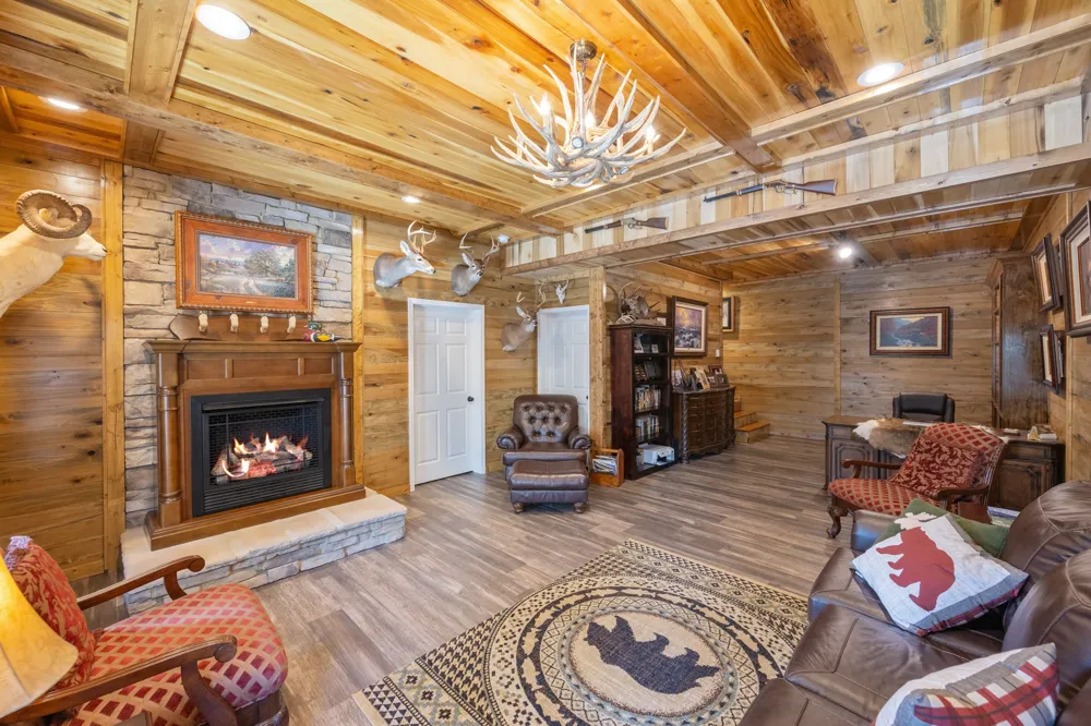 140 Eagle Crest Ln Parsons, TN 38363