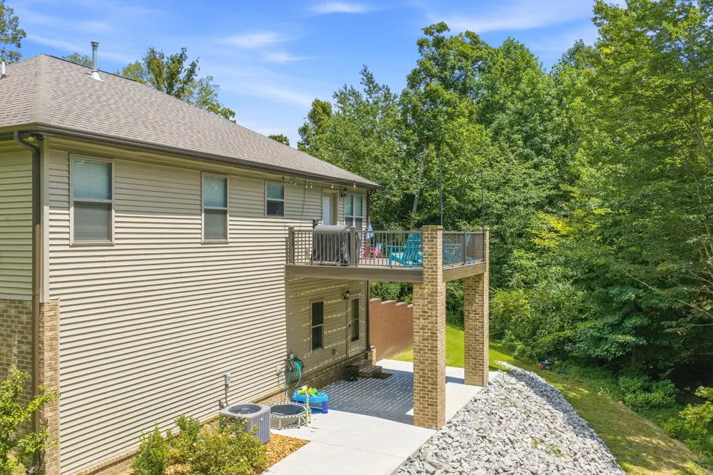 140 Eagle Crest Ln Parsons, TN 38363