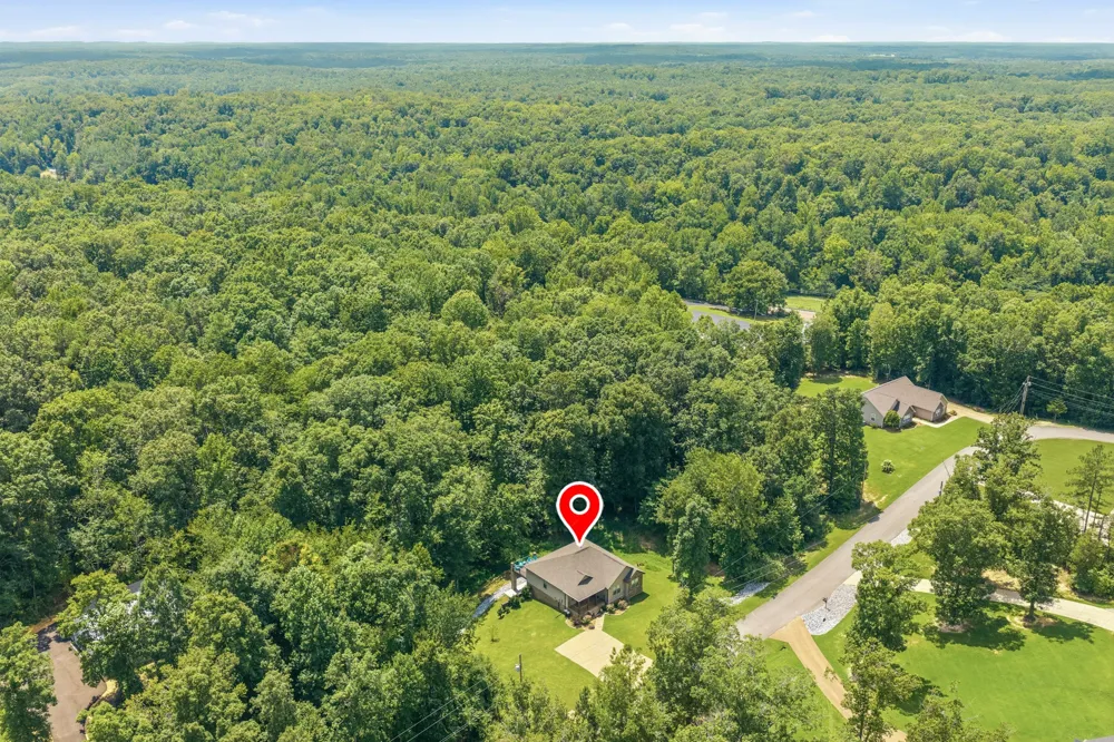 140 Eagle Crest Ln Parsons, TN 38363