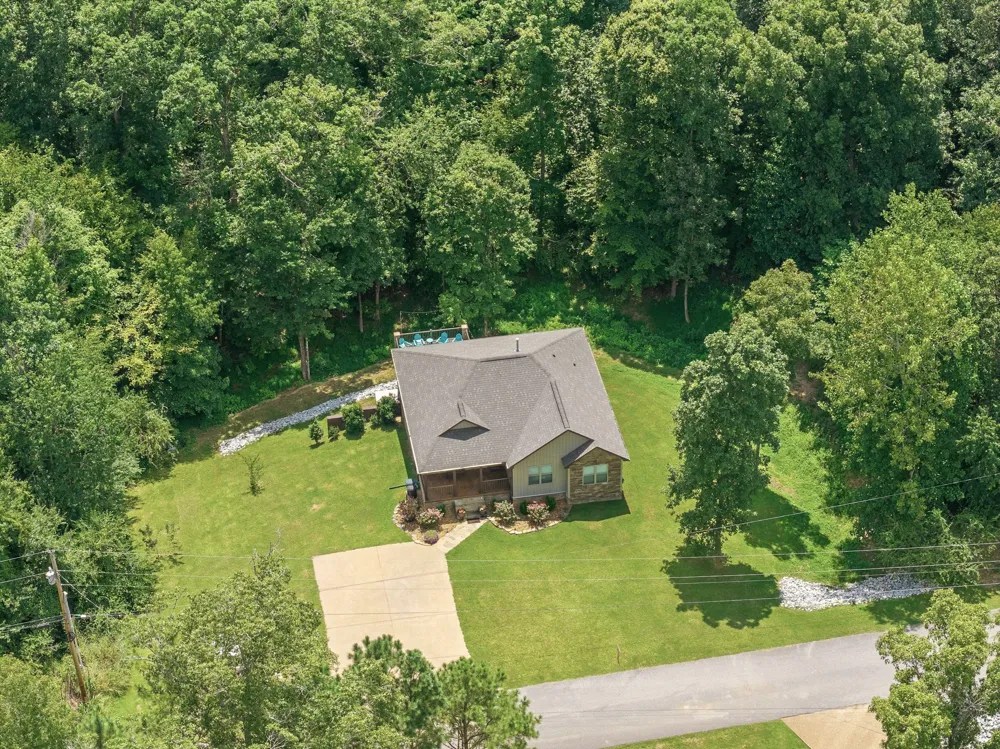 140 Eagle Crest Ln Parsons, TN 38363