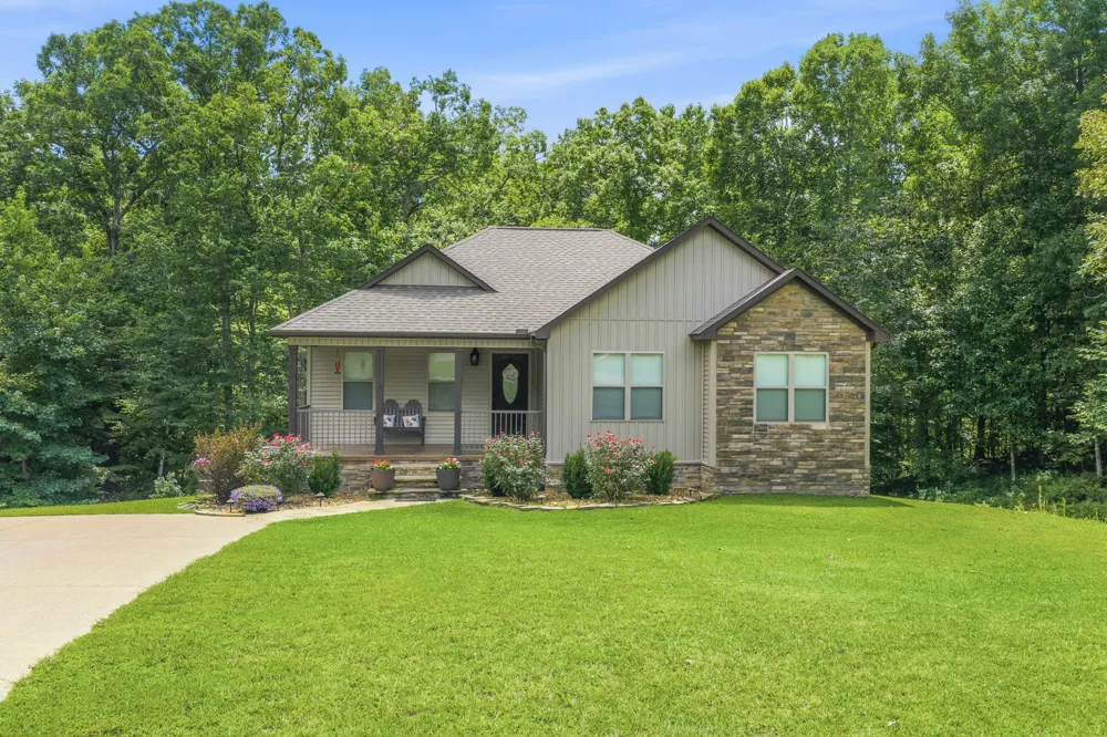 140 Eagle Crest Ln Parsons, TN 38363