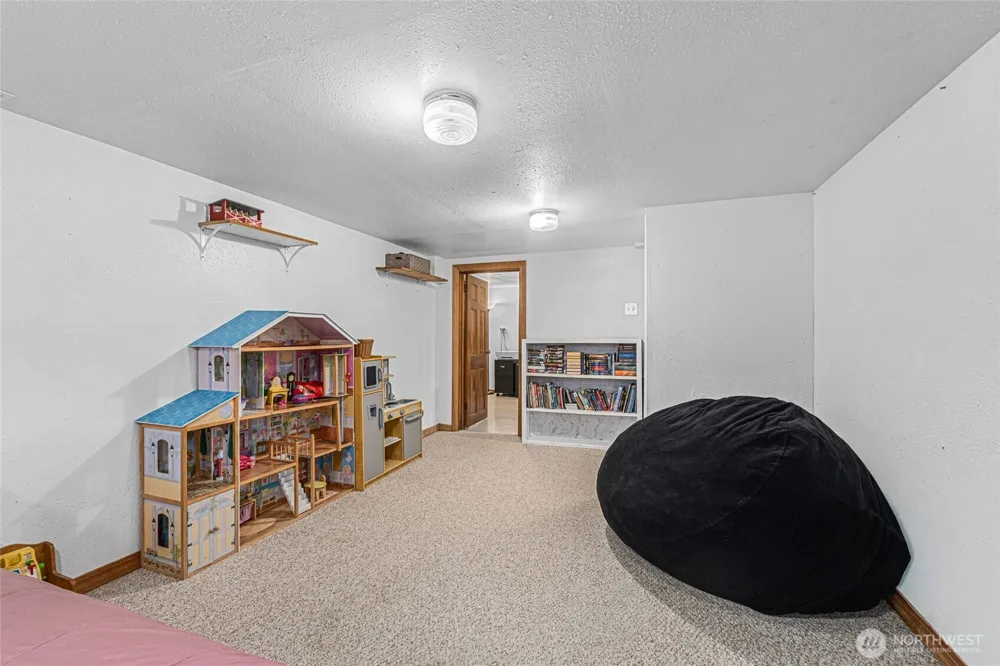 124 Crestview Drive Colville, WA 99114