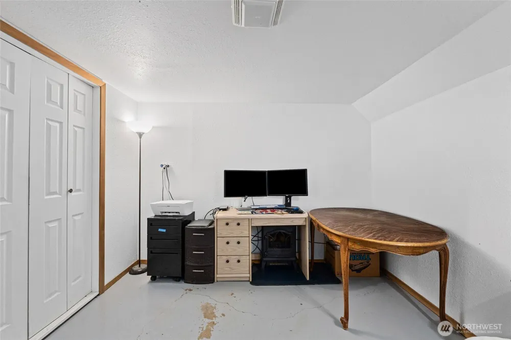 124 Crestview Drive Colville, WA 99114