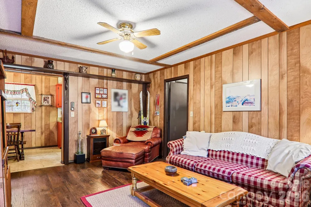 28 Mull Cove Road Maggie Valley, NC 28751