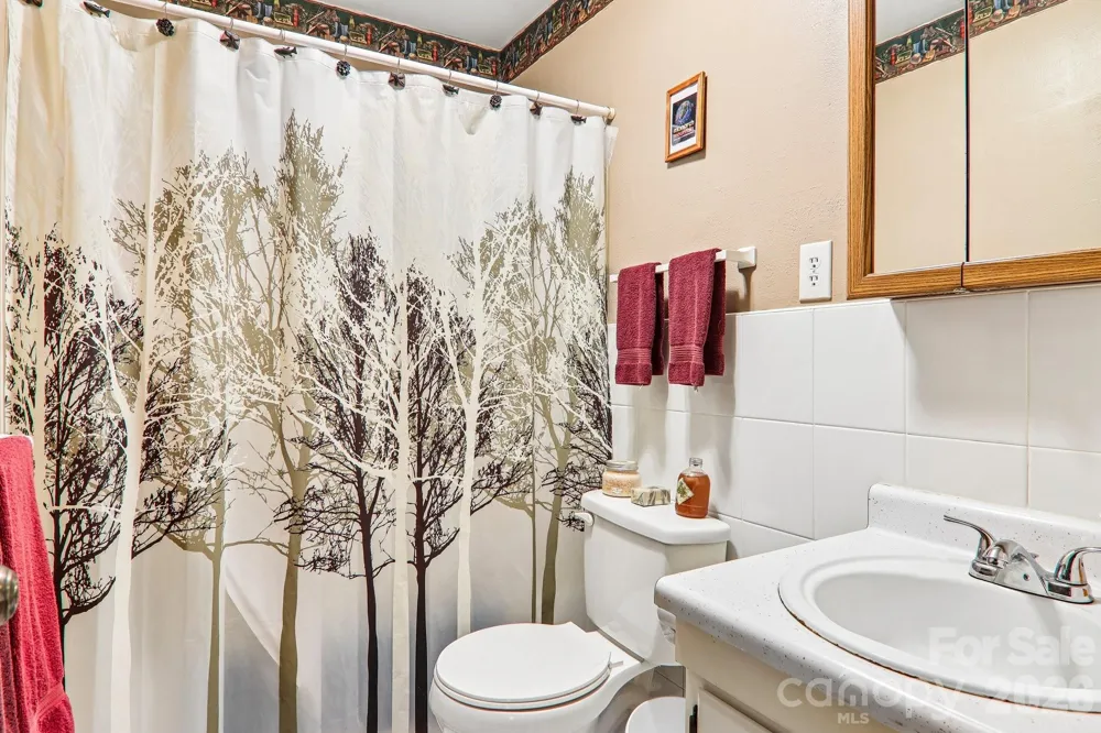 28 Mull Cove Road Maggie Valley, NC 28751