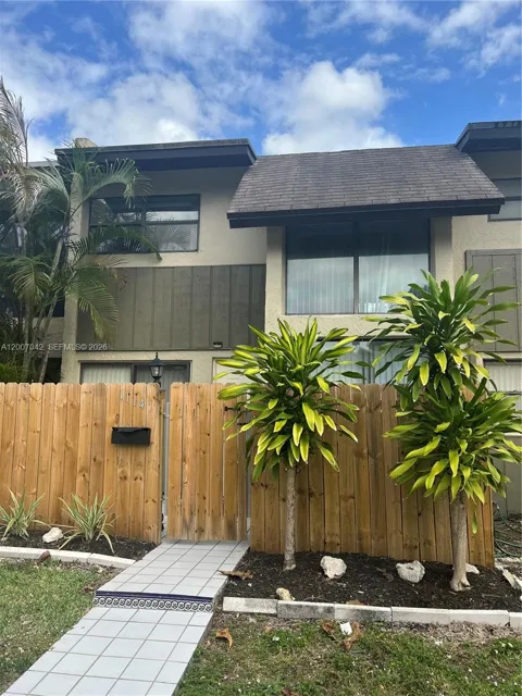 11141 SW 70th Ter
