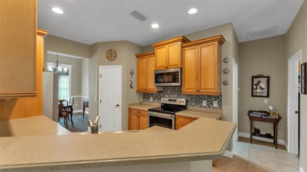3940 SUNNYWOOD CIRCLE Lakeland, FL 33812