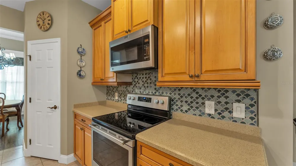 3940 SUNNYWOOD CIRCLE Lakeland, FL 33812