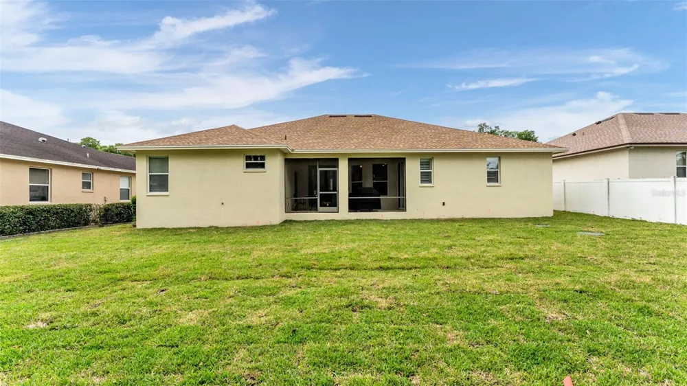 3940 SUNNYWOOD CIRCLE Lakeland, FL 33812