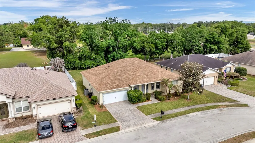 3940 SUNNYWOOD CIRCLE Lakeland, FL 33812