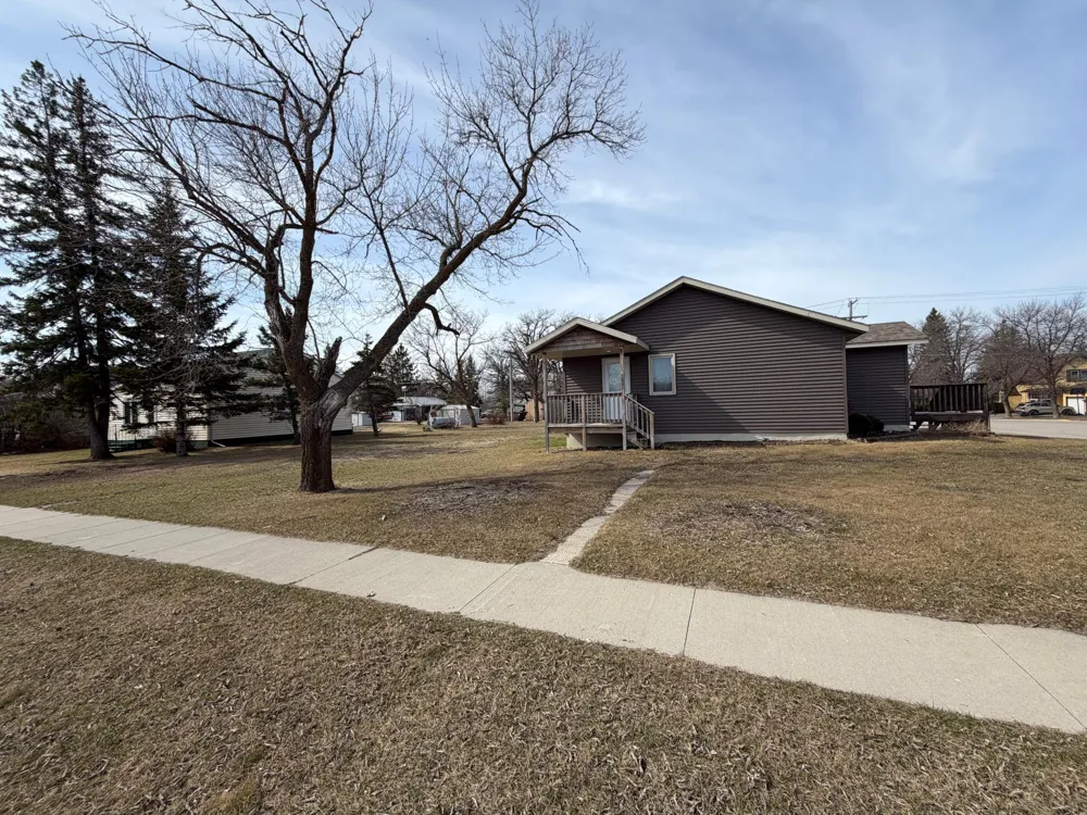 601 Main Street S Karlstad, MN 56732