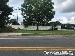 23 Evergreen Drive Selden, NY 11784