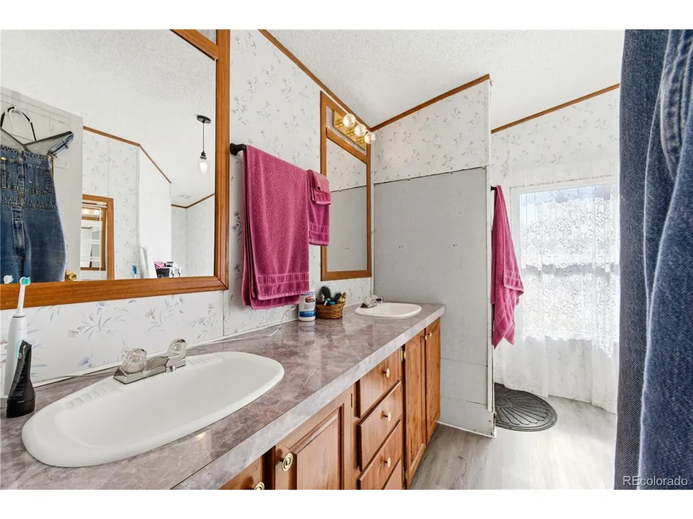 987 14th Trail Cotopaxi, CO 81223
