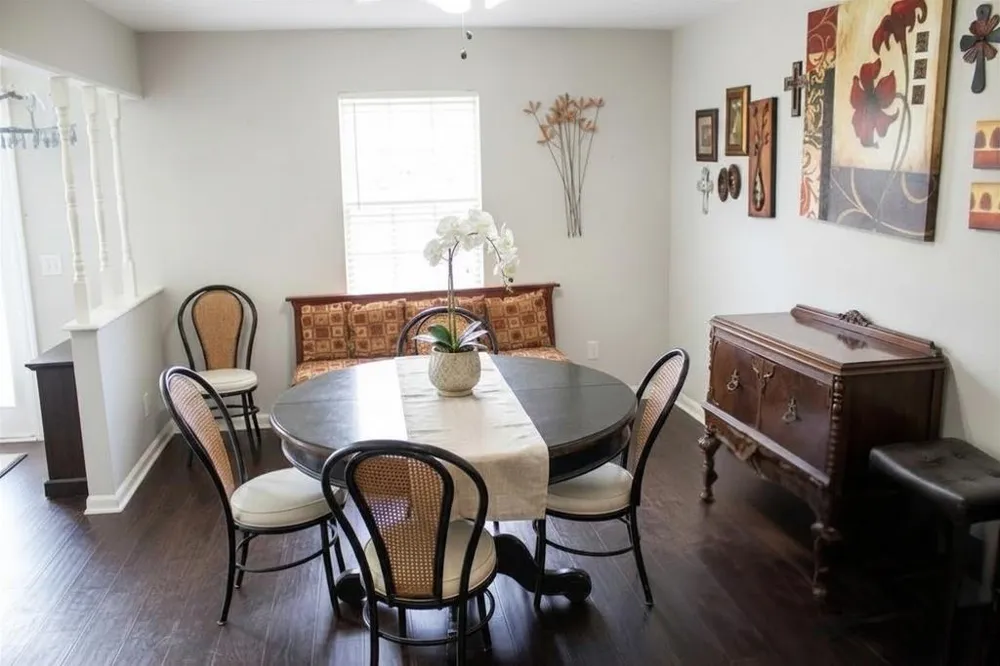 206 Riverside Street Highlands, TX 77562