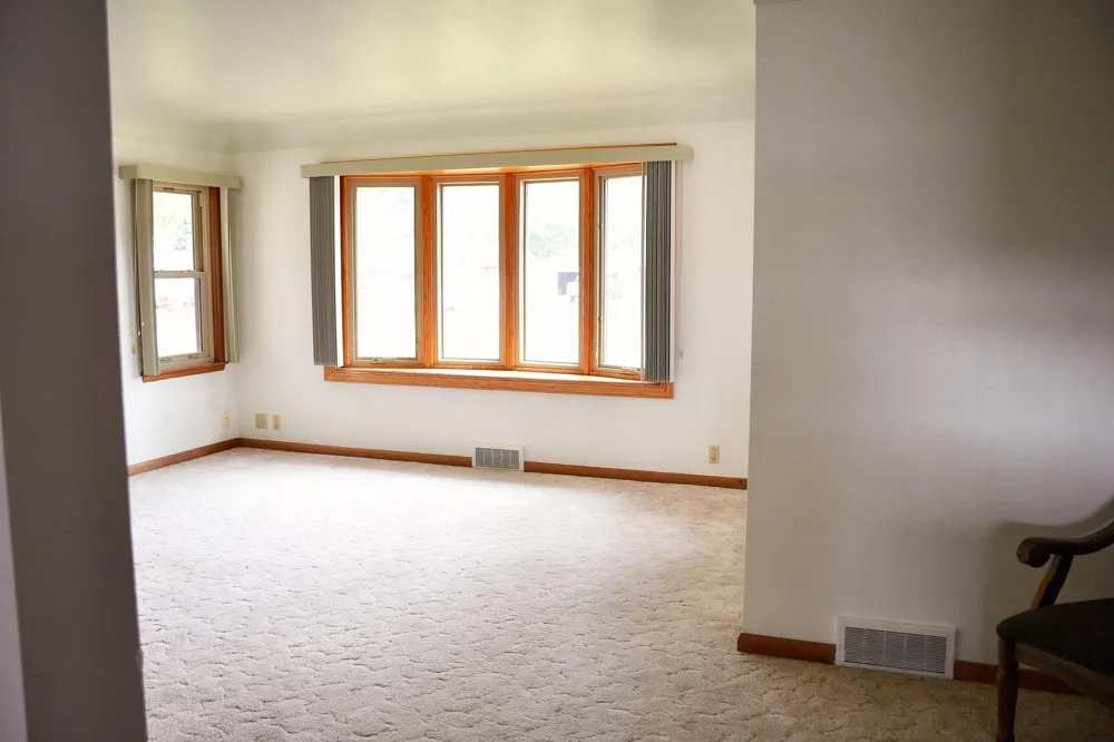1532 S Shore Drive Worthington, MN 56187