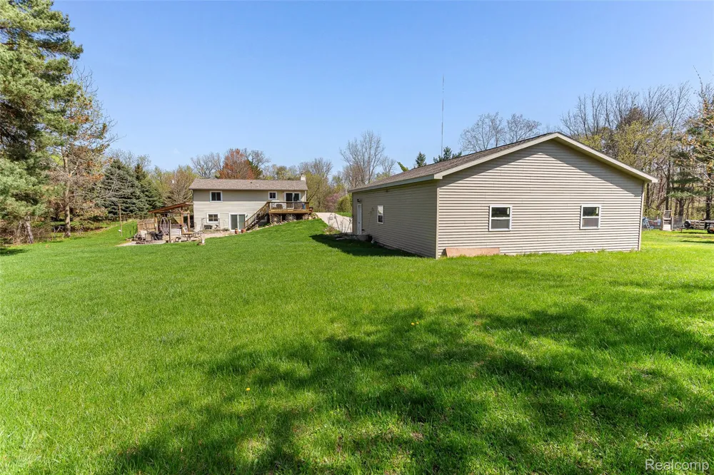 961 Jolly Road Alaiedon Township, MI 48864