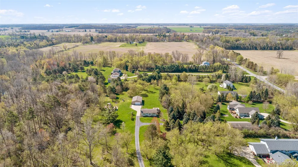 961 Jolly Road Alaiedon Township, MI 48864