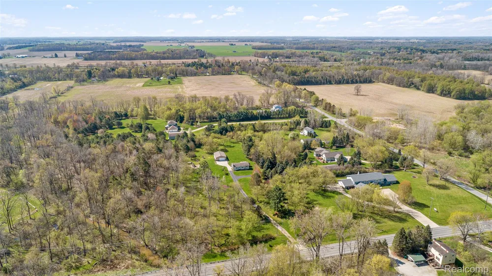 961 Jolly Road Alaiedon Township, MI 48864