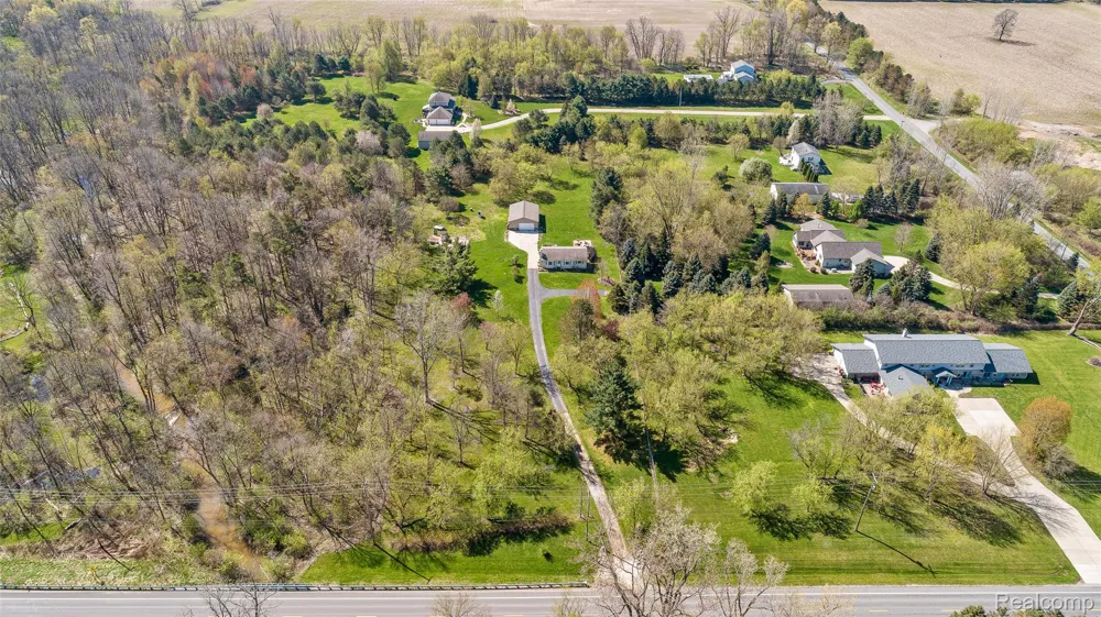 961 Jolly Road Alaiedon Township, MI 48864