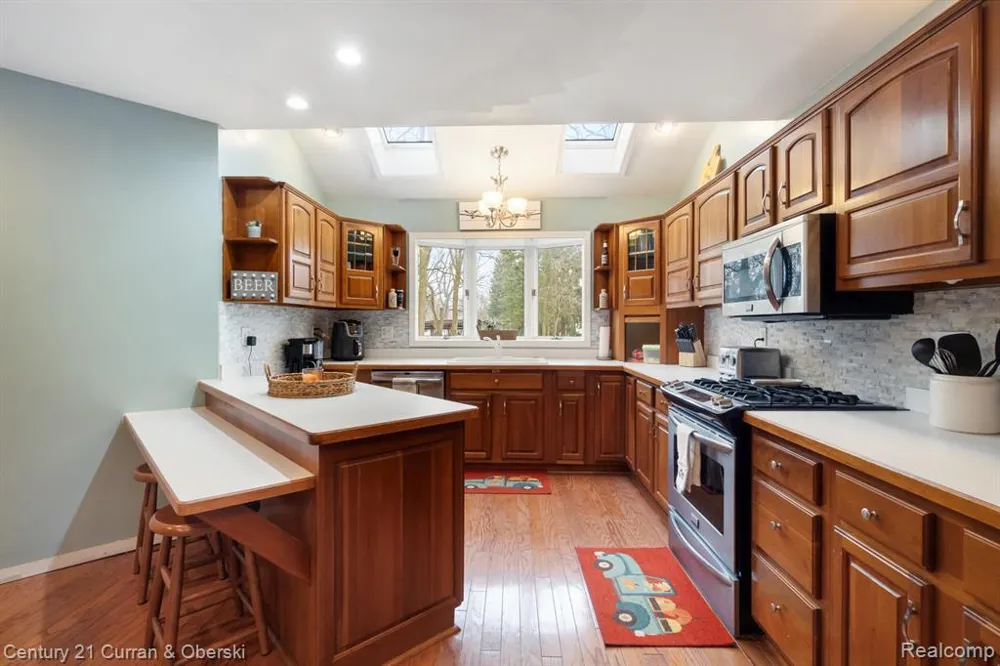 7151 Bayview Road Napoleon Township, MI 49201