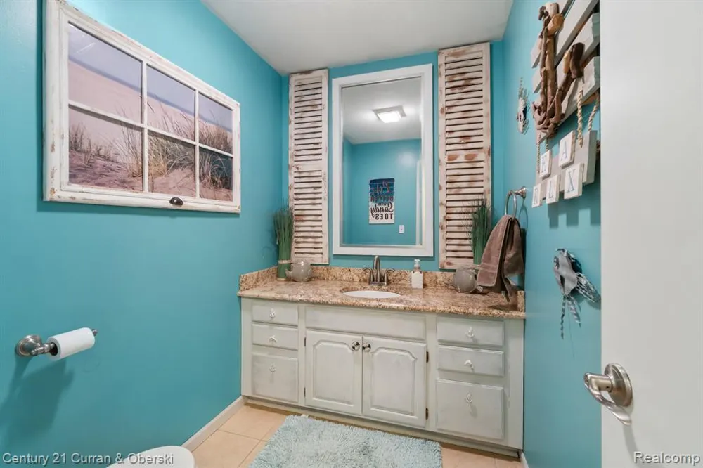 7151 Bayview Road Napoleon Township, MI 49201