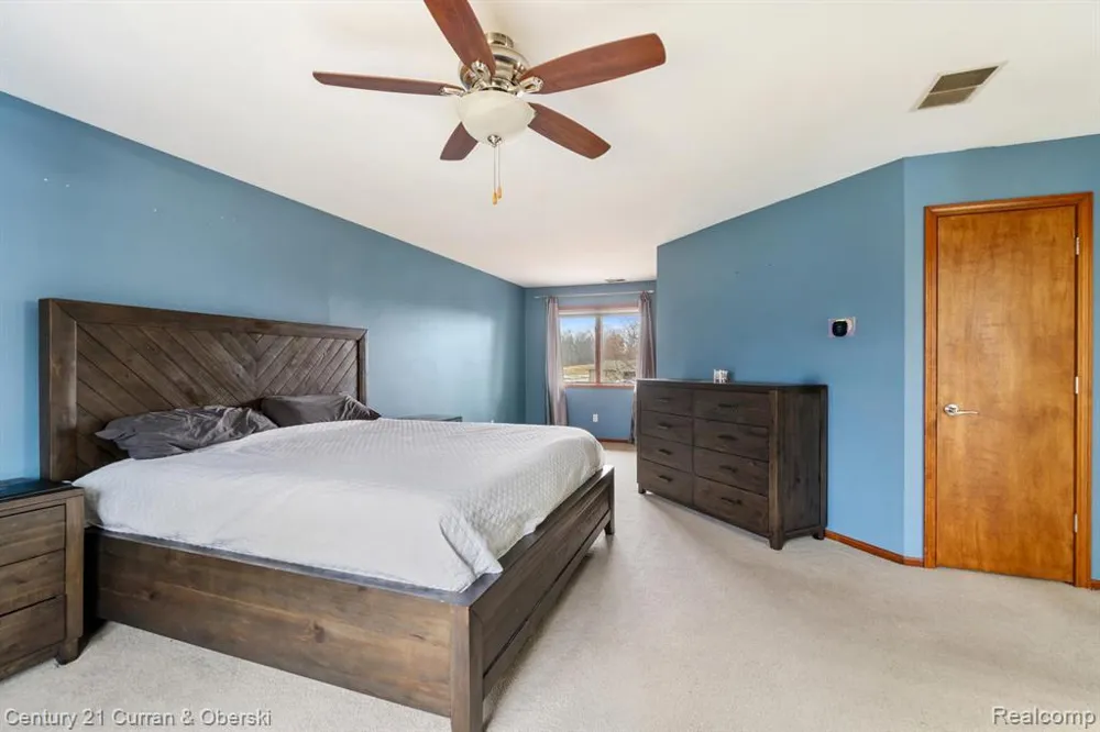 7151 Bayview Road Napoleon Township, MI 49201
