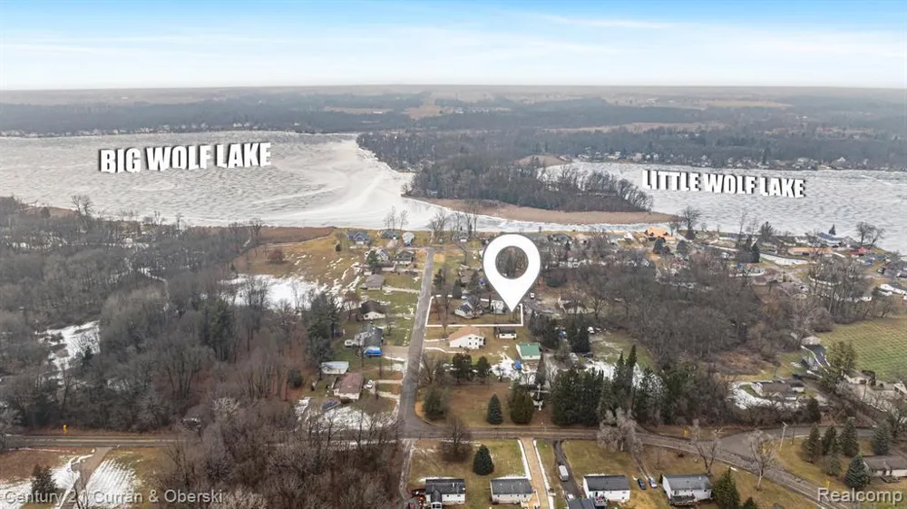 7151 Bayview Road Napoleon Township, MI 49201