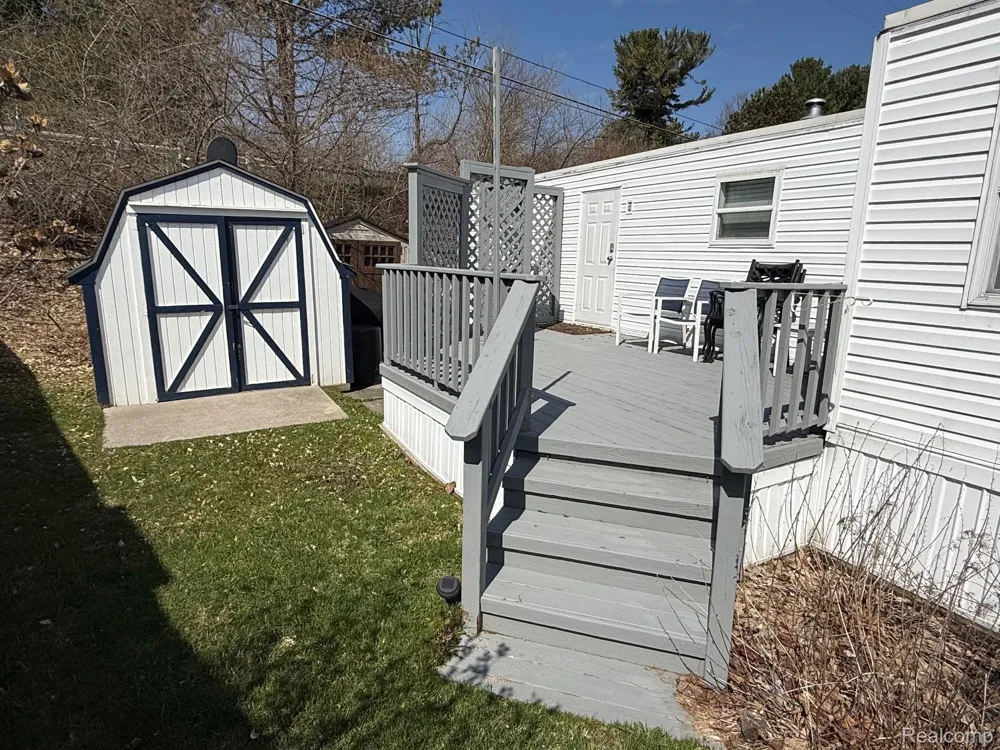 248 shoreline DR W. Sanilac Township, MI 48469