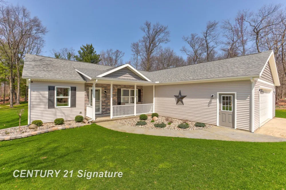 5728 Tipperary Drive Caseville Township, MI 48725