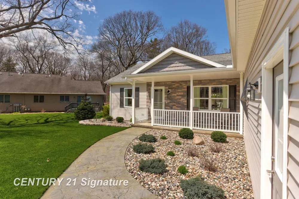 5728 Tipperary Drive Caseville Township, MI 48725