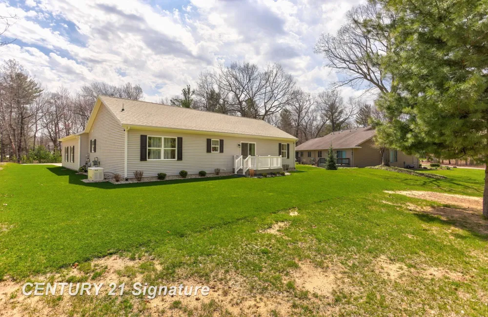 5728 Tipperary Drive Caseville Township, MI 48725