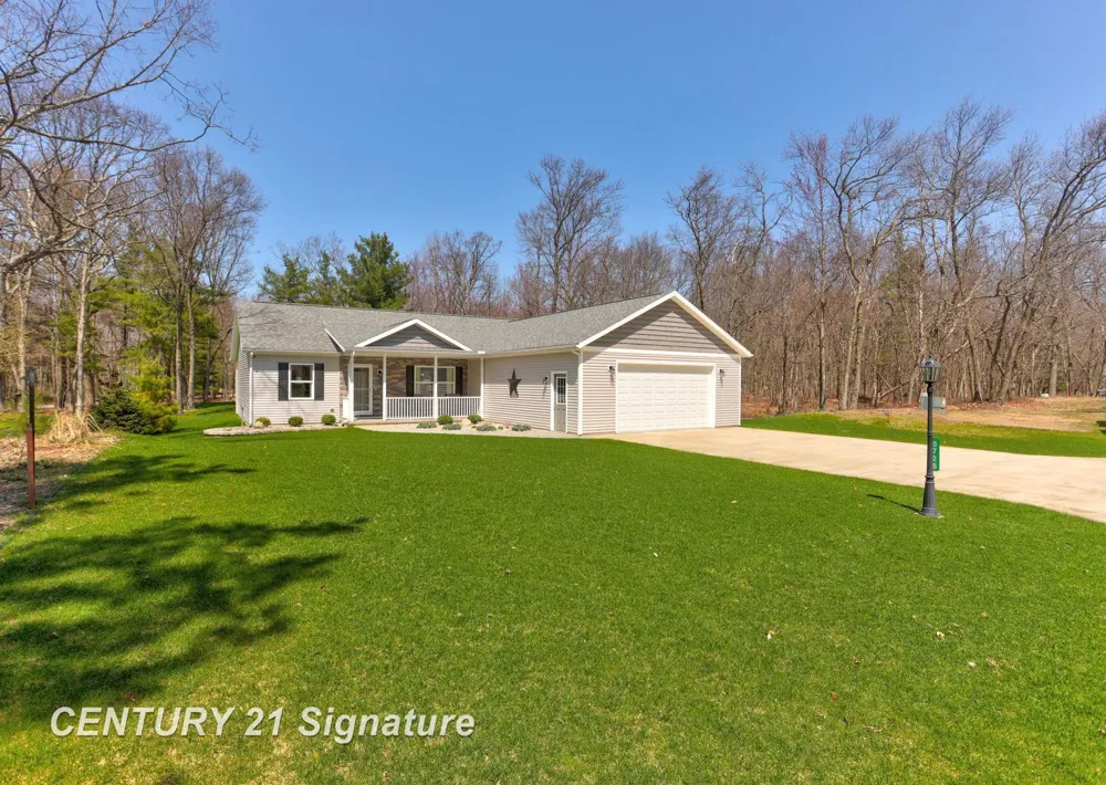 5728 Tipperary Drive Caseville Township, MI 48725