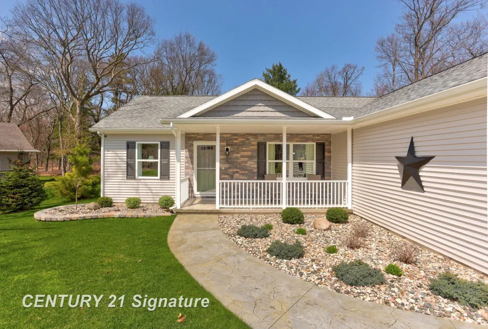 5728 Tipperary Drive Caseville Township, MI 48725