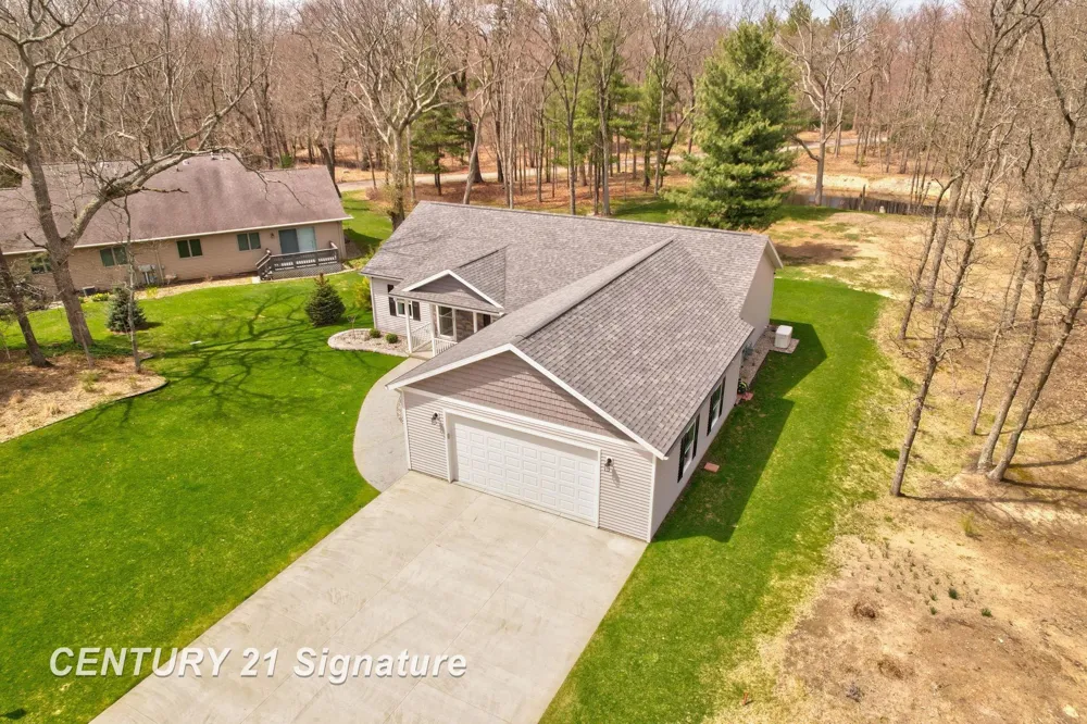 5728 Tipperary Drive Caseville Township, MI 48725