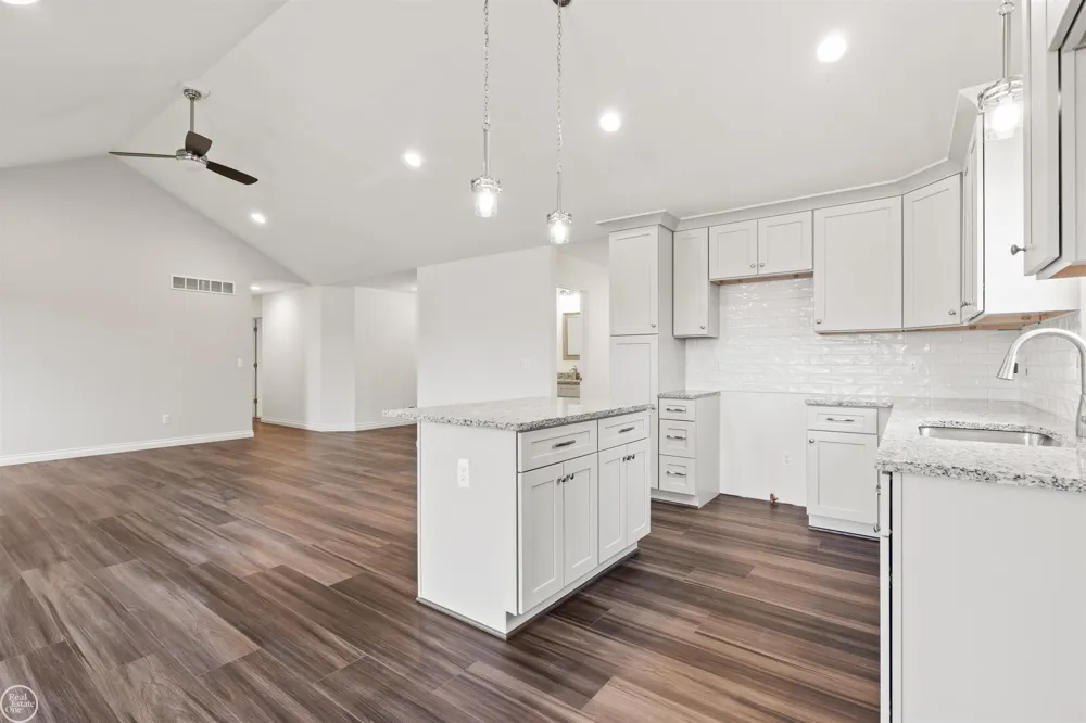 2 Riley Road St Clair City, MI 48079