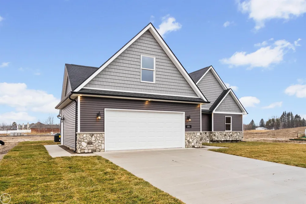 2 Riley Road St Clair City, MI 48079