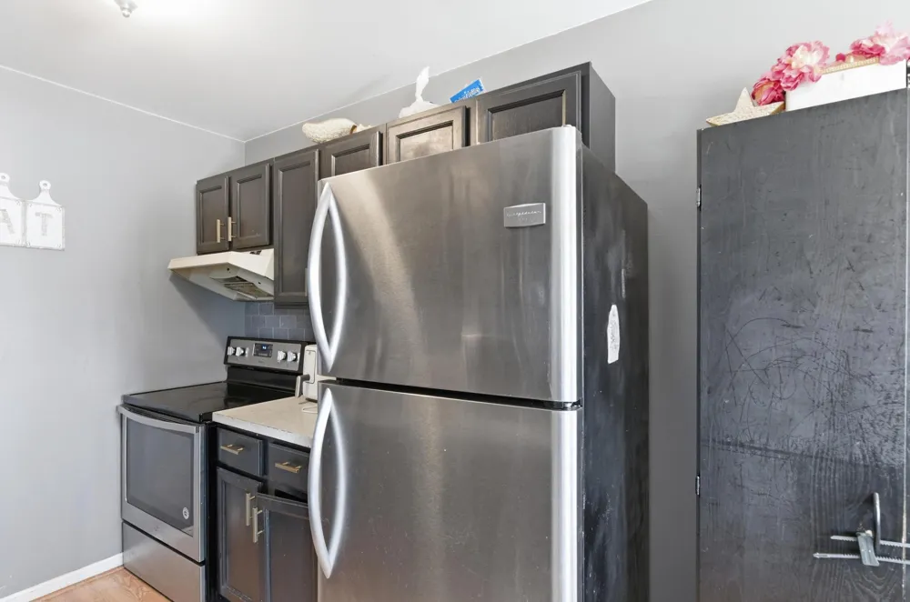 30813 Hidden Pines Lane Roseville City, MI 48066