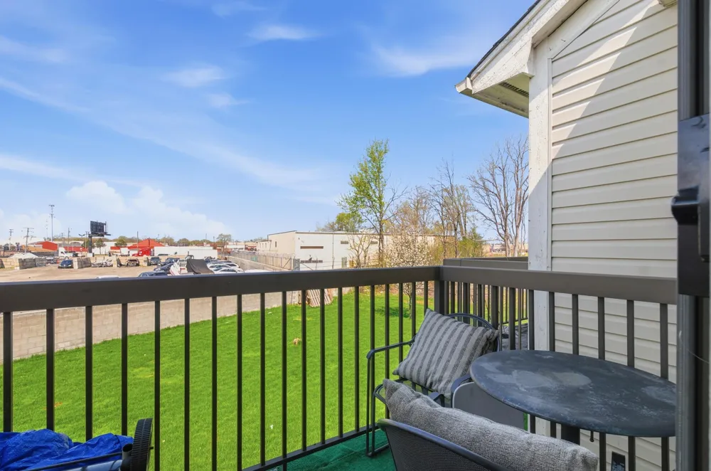 30813 Hidden Pines Lane Roseville City, MI 48066