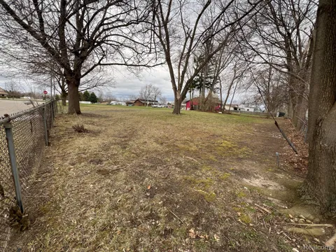 1436 E Pierson Road