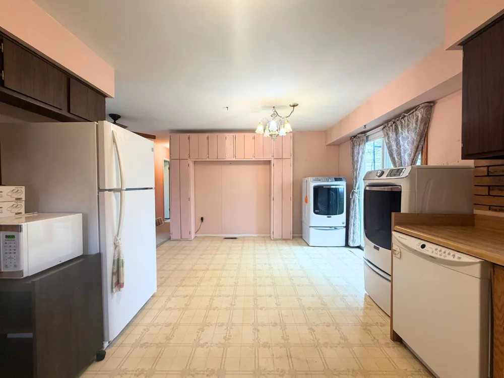 1920 Circle Drive Fairgrove Village, MI 48733