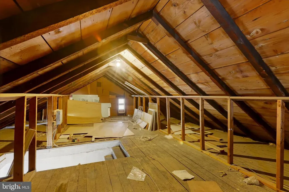 1435 ORCHARD ROAD Mifflinburg, PA 17844