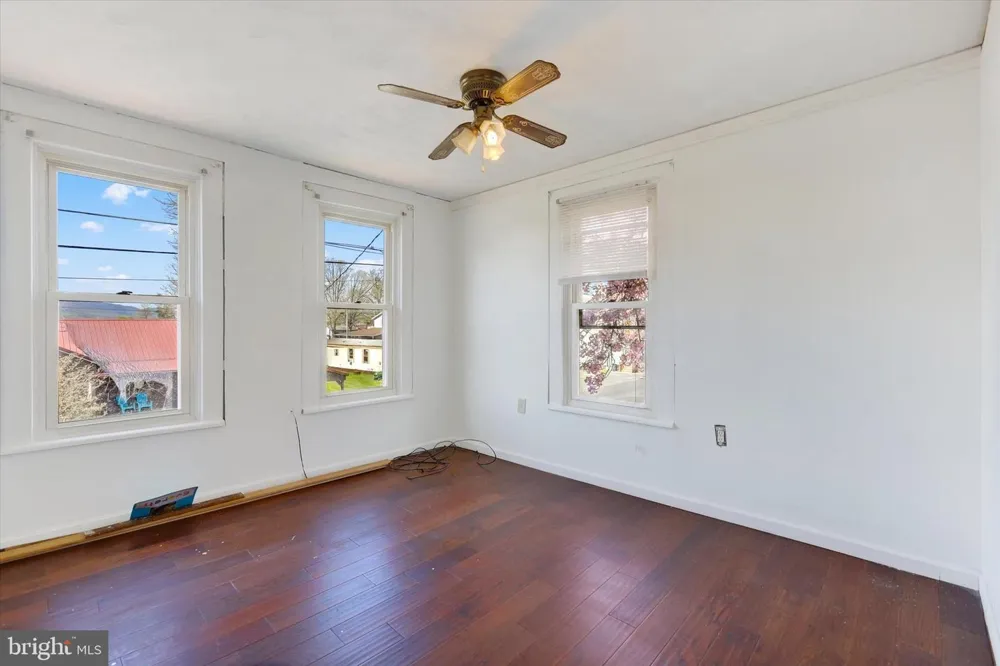 1435 ORCHARD ROAD Mifflinburg, PA 17844