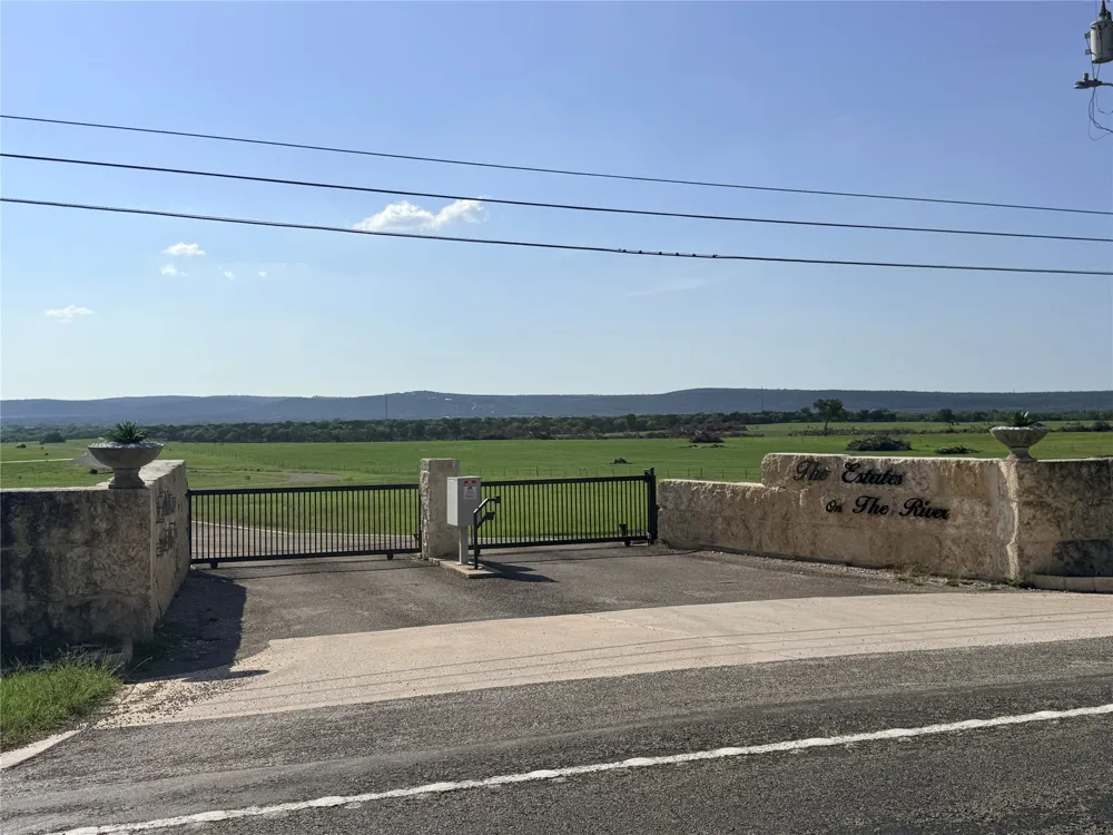 13 Lone Oak Drive Burnet, TX 78611